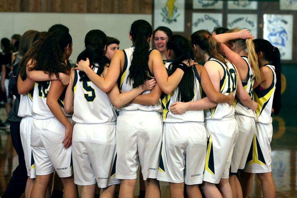 team, girls basketball team, girls-1474506.jpg